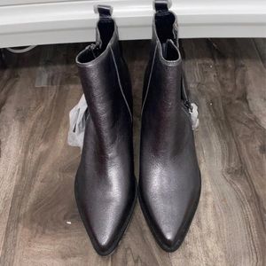 guess booties brand new never worn